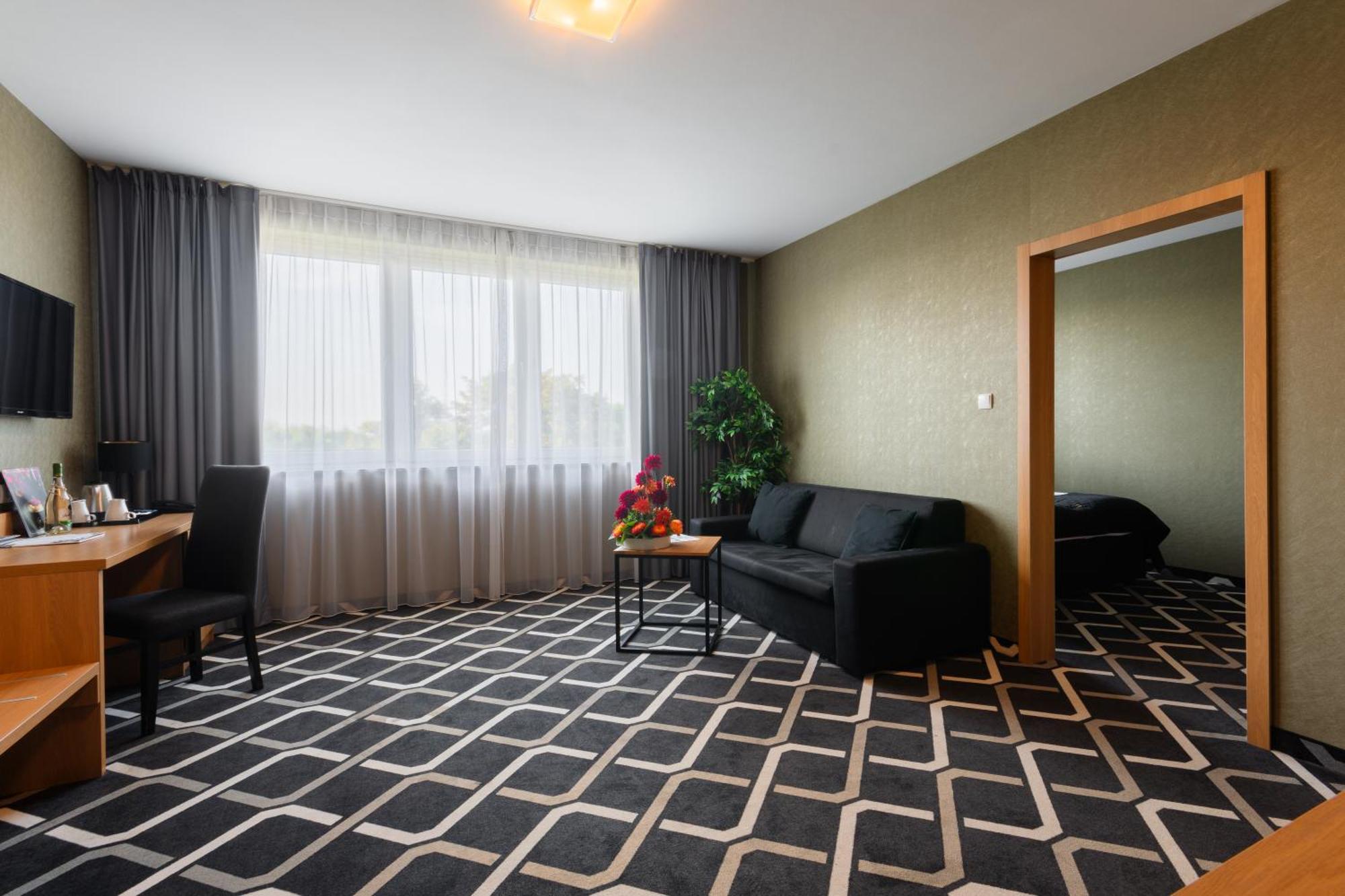 Hotel Lantier Wellness & Spa Bytom Eksteriør bilde