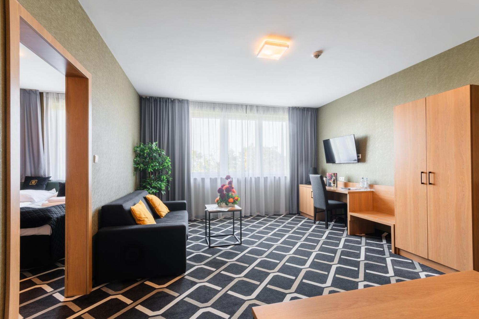 Hotel Lantier Wellness & Spa Bytom Eksteriør bilde