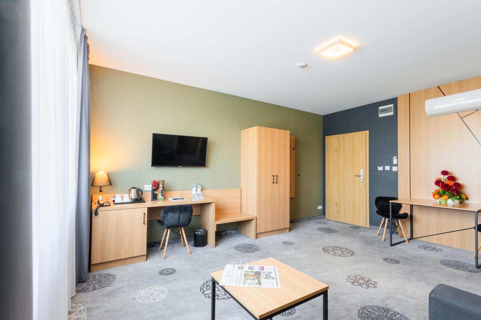 Hotel Lantier Wellness & Spa Bytom Eksteriør bilde